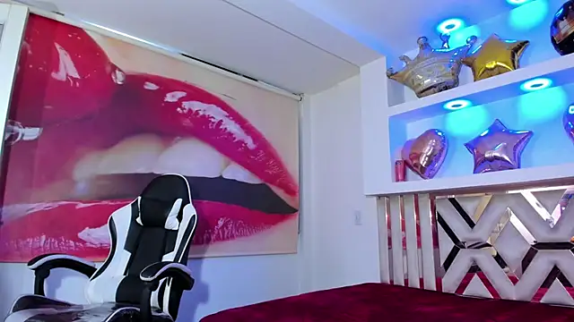 Raven_Rouge_ webcam