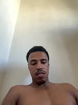 LorenzoBlack27 webcam