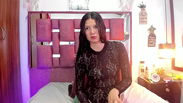 sofy_bonnet1 webcam