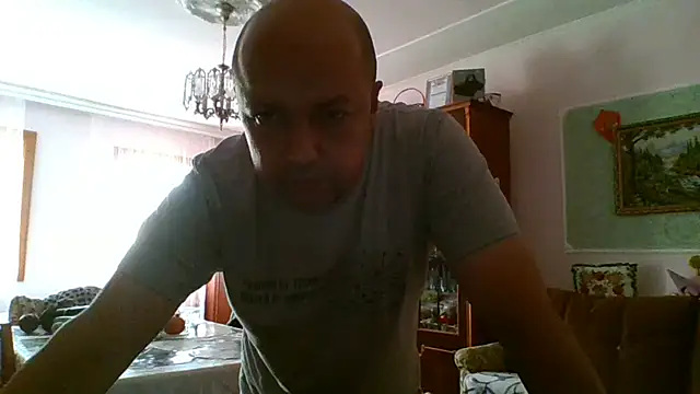 Luceriusbigass webcam