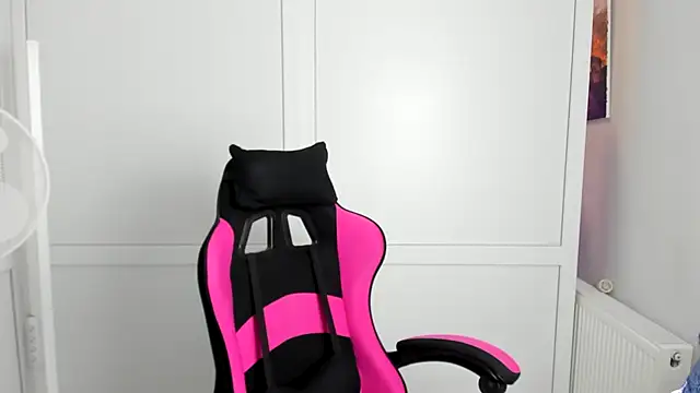 Skylar_spring webcam