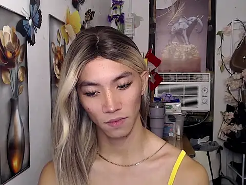 urasianfairyxx webcam
