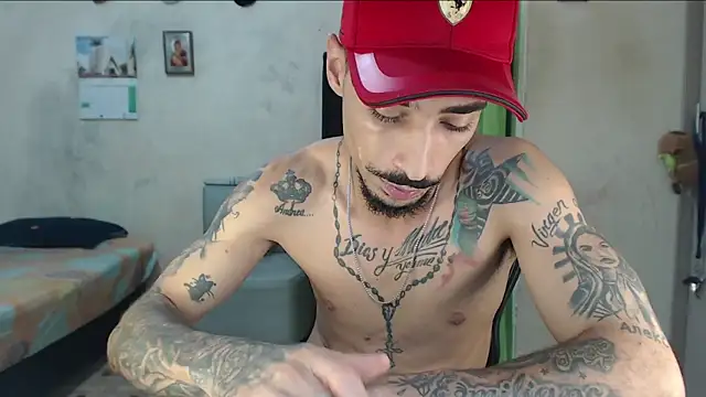 emiliano_hottt webcam