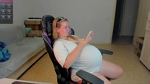 Pregnantariana webcam