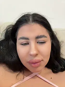 DaianaKimberly live cam on StripChat