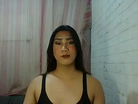 ImUrFantasy live cam on StripChat