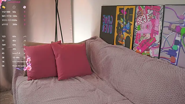 VinnieSerrano live webcam show
