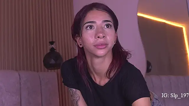 sara_lopee1 webcam