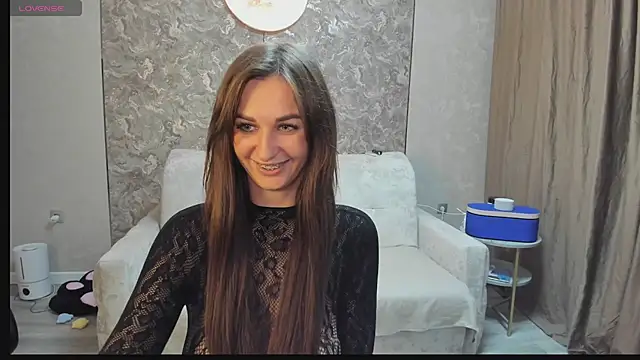 Adelina_Langoria webcam