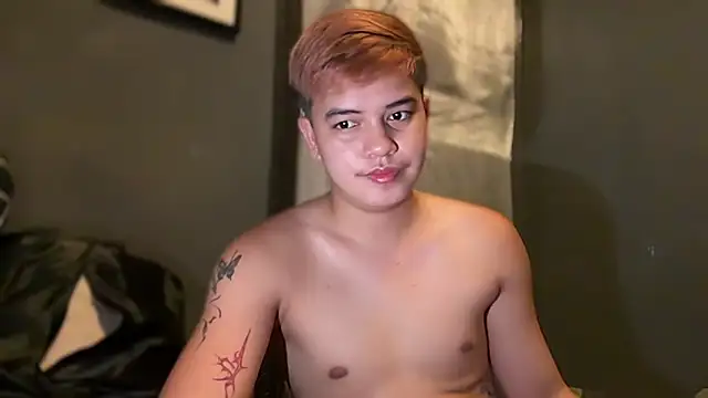 urbigcutienasio webcam