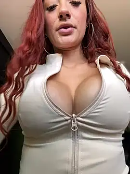 ariiel_ live cam on StripChat