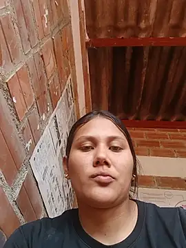 burbuja02 (F teen) - Desnudo la parte de abajo x1 min
