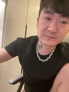fan98766 (M young) - 筋膜枪按摩鸡鸡5分钟
