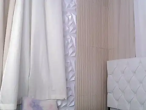 twerkitlike_twinkle webcam