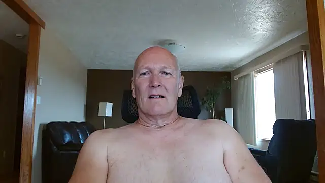 BasicAnt live cam on StripChat