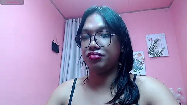 Herbielustts live cam on StripChat