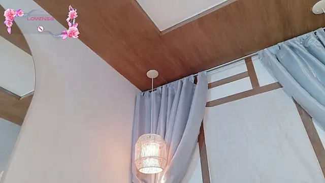RenataLeclair webcam