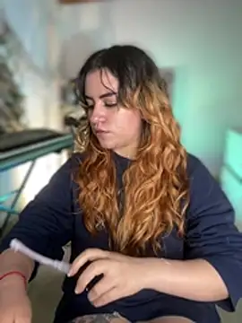 NikkiNix webcam