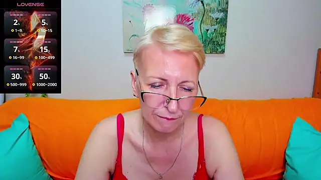iamyourdream89 (F mature) - Take off my dress