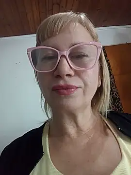 SexyMilf1211 webcam
