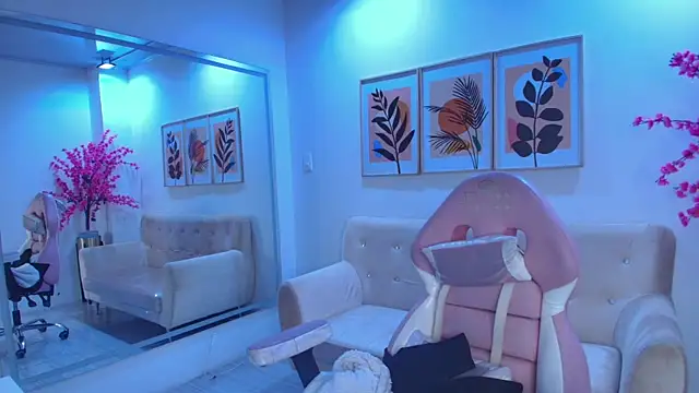 Zoe_swan webcam