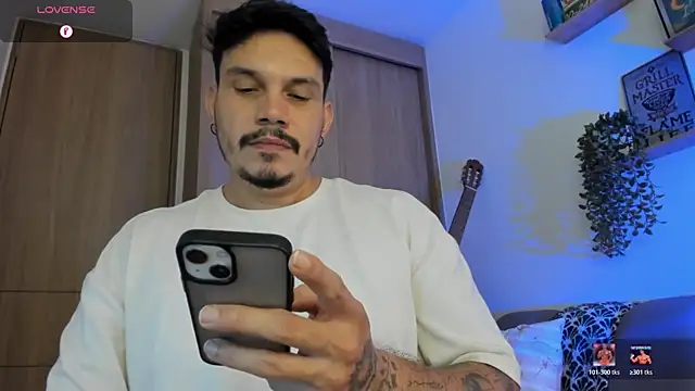 alejandro_stark webcam