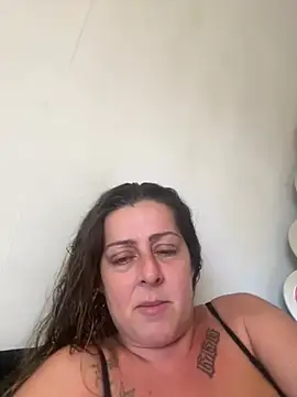 tattooed_milf live cam on StripChat