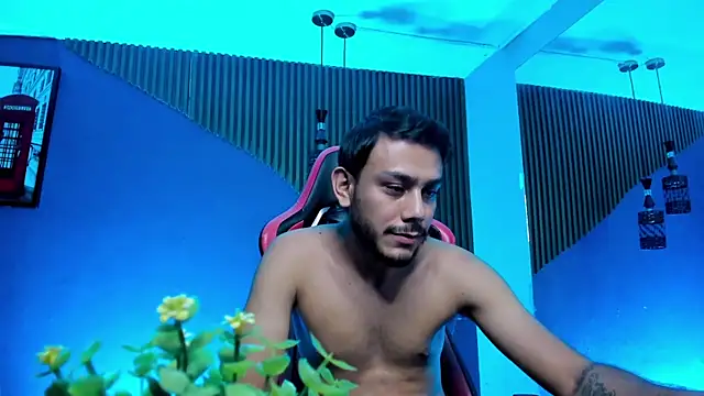 Boss_Domiinator webcam