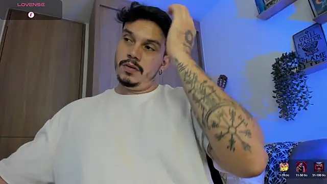 alejandro_stark webcam