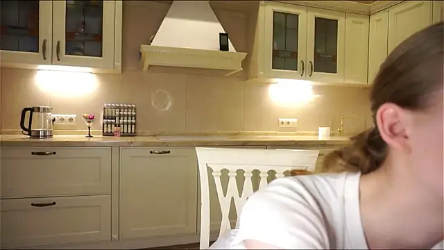 NaomiFess