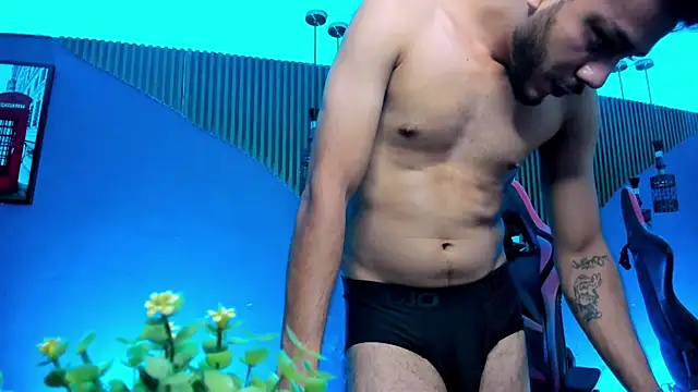 Boss_Domiinator webcam
