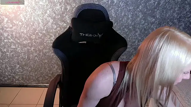 AlexiaWonder webcam