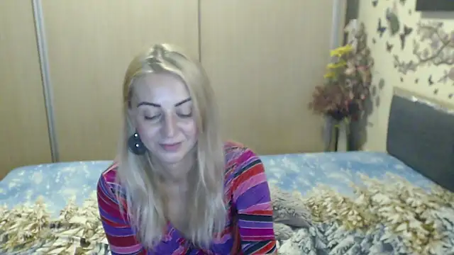 MirabelaSweet webcam