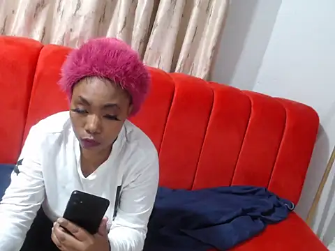 ShwadyBoobs webcam