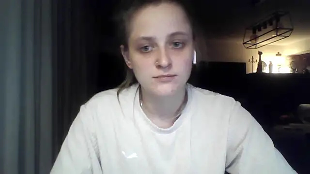 LeaWetGirl webcam