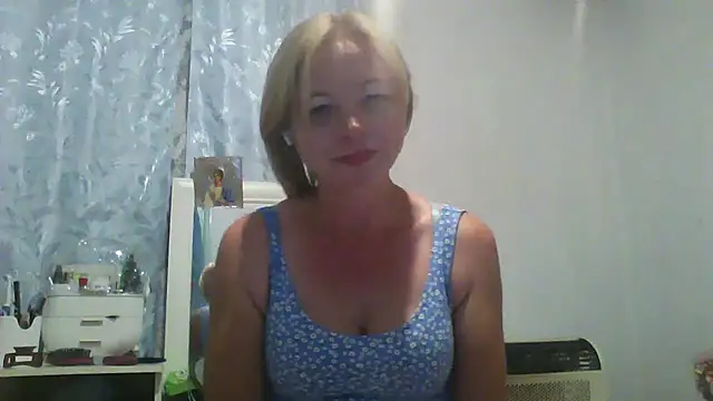 Lola_115 webcam