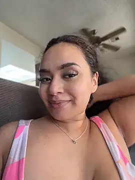CarmelaAnthony live cam on StripChat