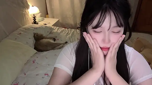xinxinbabyisme webcam