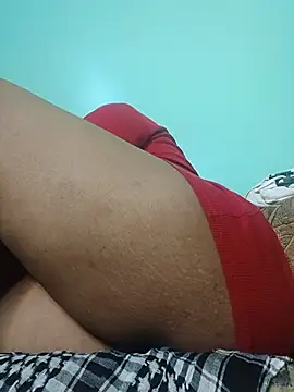 Lightskinbae live webcam show