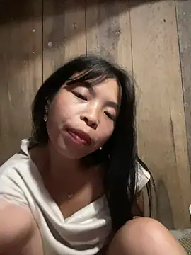 Hikomy- live cam on StripChat