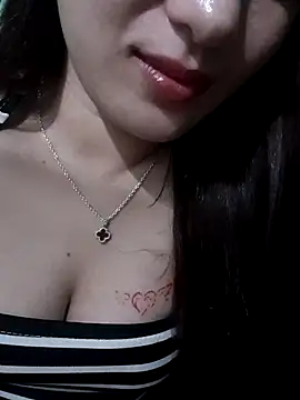 Linksys_nicee live cam on StripChat