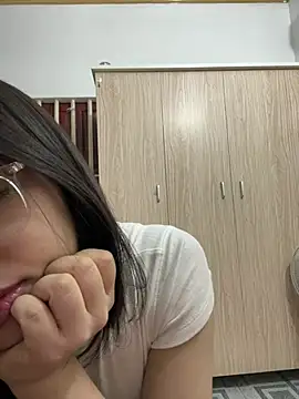 Babybooo01_ webcam