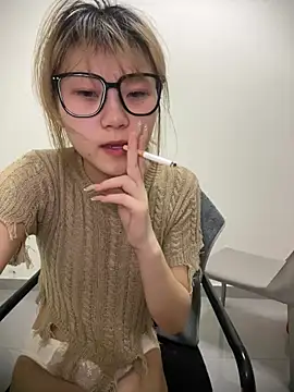 Rocket-Girl live cam on StripChat