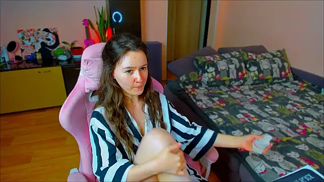 ameli_moon webcam