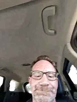 grosslotion (Ask my age) - Cum outside car