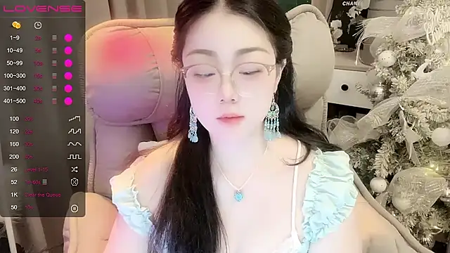 Monica-666888- webcam