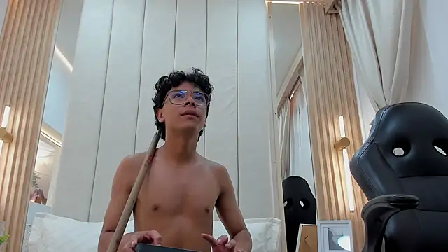 adams_bobby webcam