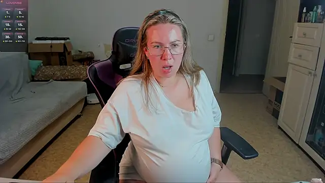 Pregnantariana webcam
