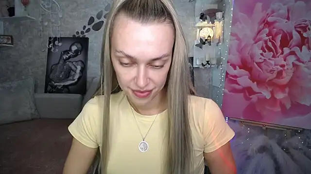 NickyAdamidi webcam