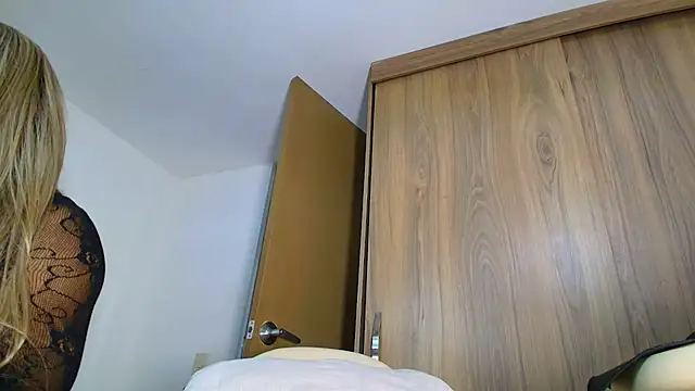 SARA_TS_FOX webcam